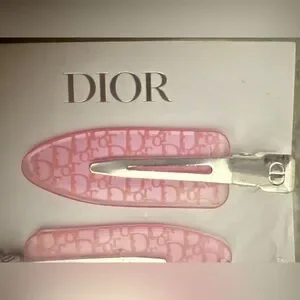 Dior | Accessories | Dior Backstage Rosy Glow Hair Clip  display picture 1